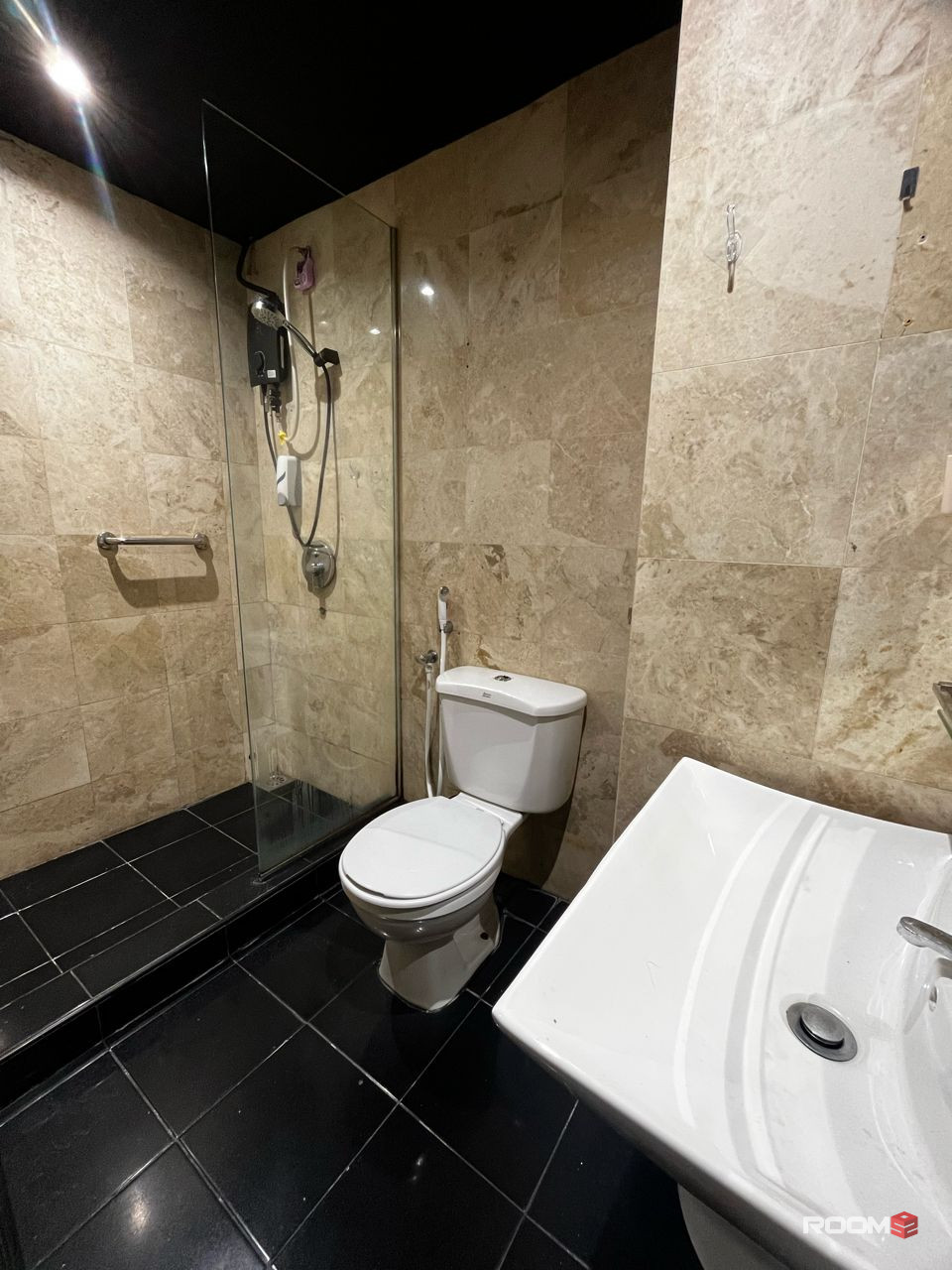 🔥Masteroom Nearby LRT PUDU 🔥 0 DEPOSIT 🔥 Move in IMMEDIATELY ‼️10 min to IKEA  ‼️Private bathroom 🔥