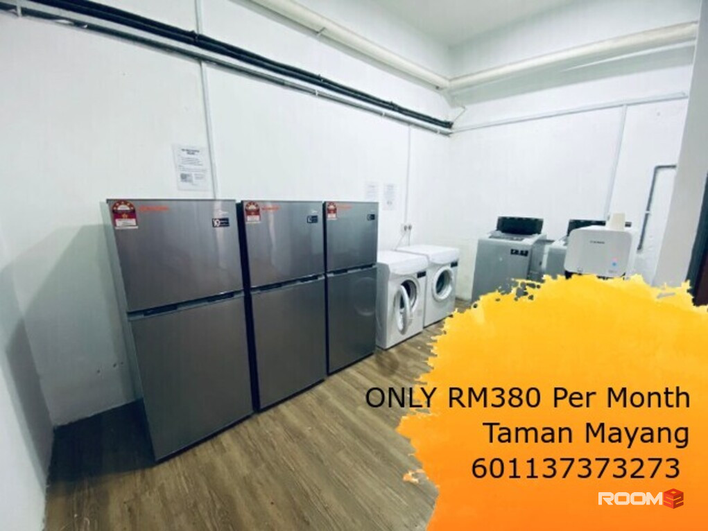 Comfy Room in Taman Mayang, Kelana Jaya with High Speed WIFI Near LRT Station