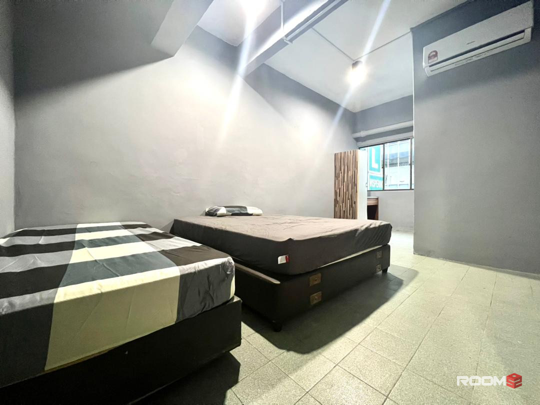 !! ZERO DEPOSIT!! Master Room For Rent In Johor