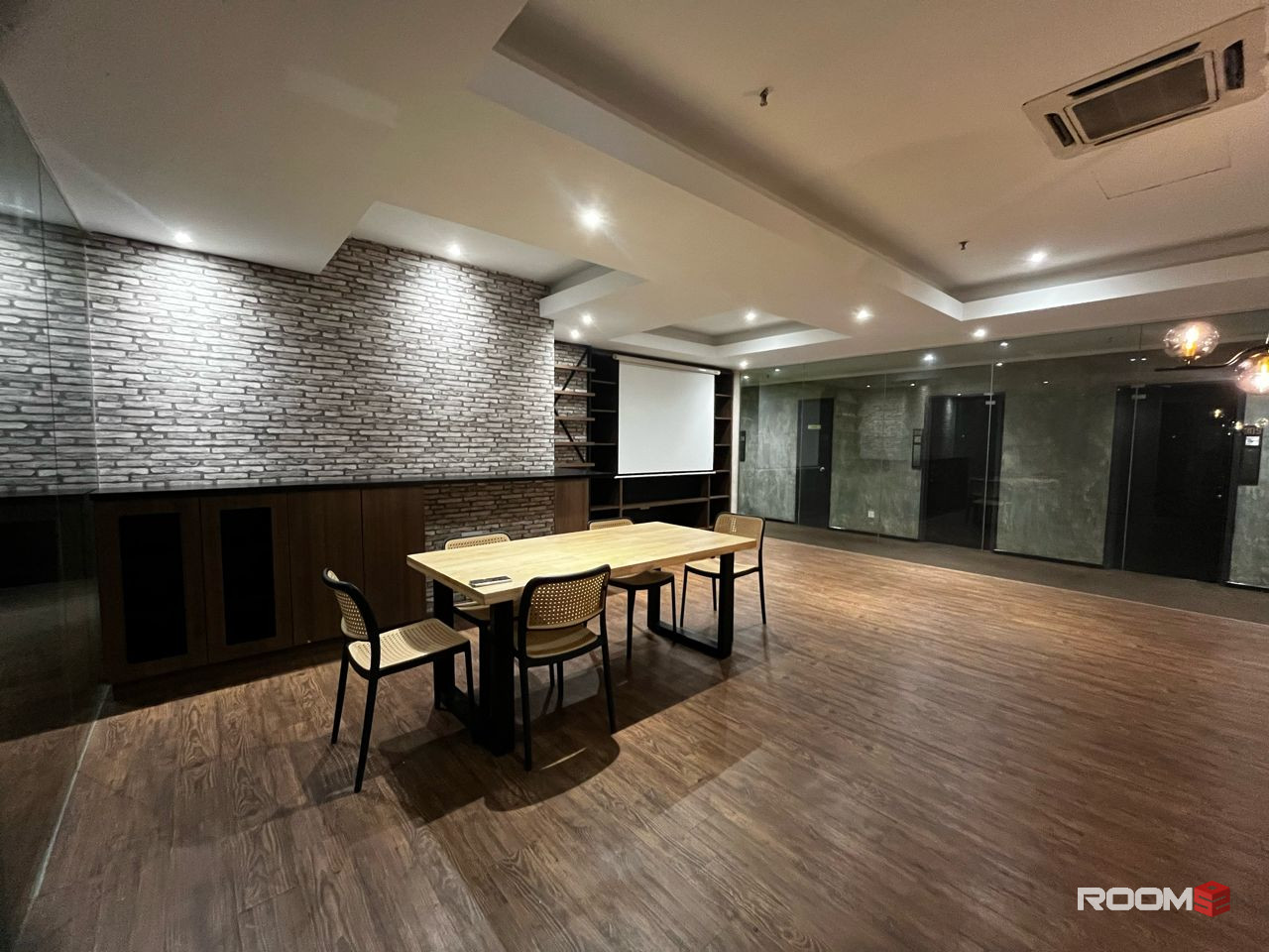 🔥Masteroom Nearby LRT PUDU 🔥 0 DEPOSIT 🔥 Move in IMMEDIATELY ‼️10 min to IKEA  ‼️Private bathroom 🔥