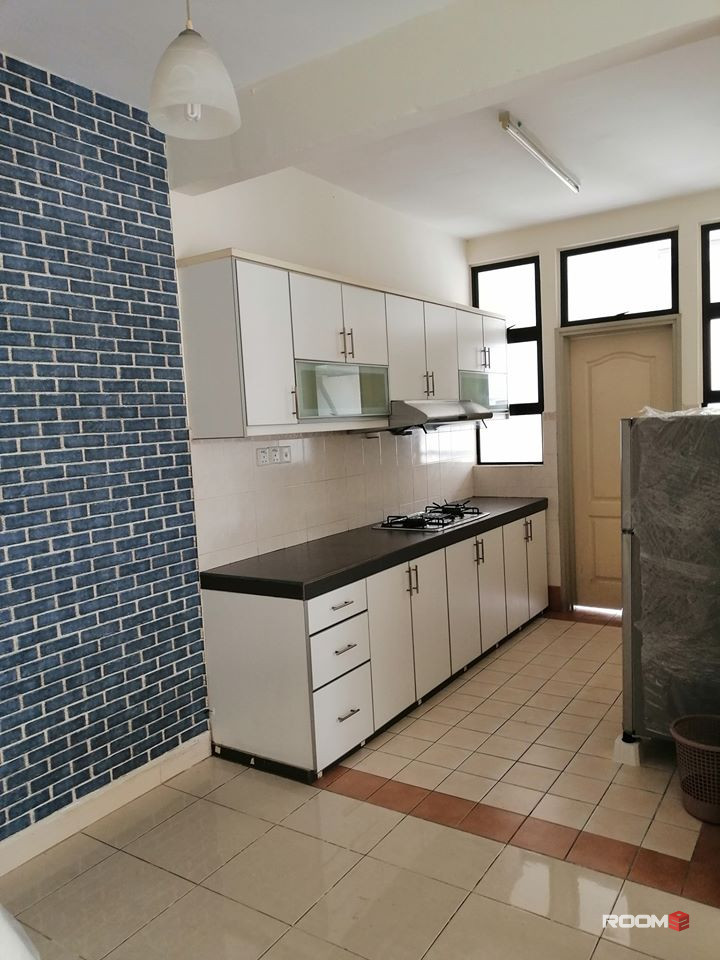 MASTER BEDROOM FOR RENT AT PELANGI UTAMA CONDO