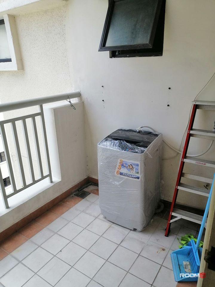 SINGLE BEDROOM AT PELANGI UTAMA CONSO