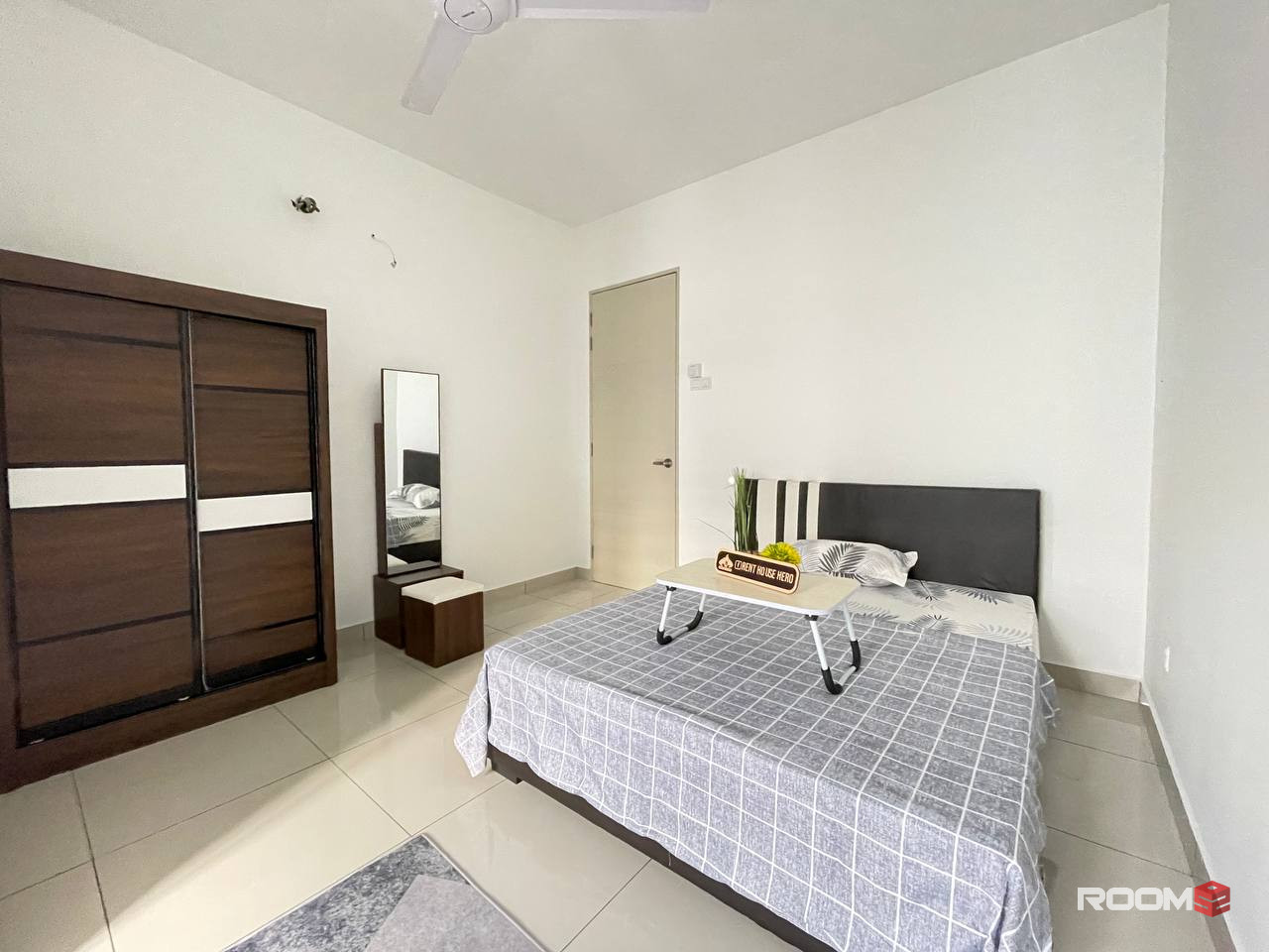 Middle Room at Bandar Puteri Bangi [👉 𝑺𝑨𝑳𝑬 𝑴𝑬𝑹𝑫𝑬𝑲𝑨 🔥] Bilik Sewa Bangi, Bdr Puteri Bangi, Terresse 2, Nilai