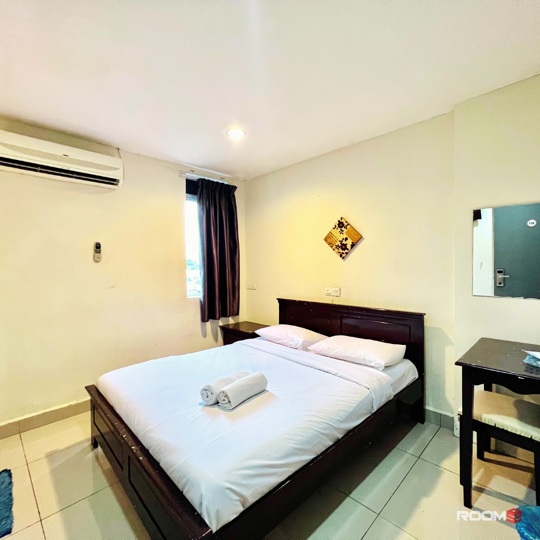Room With No Deposit Needed 🏙️ Enjoy Easy Transportation with 7 Min Walk To MRT Stadium Kajang Line ! 🚅