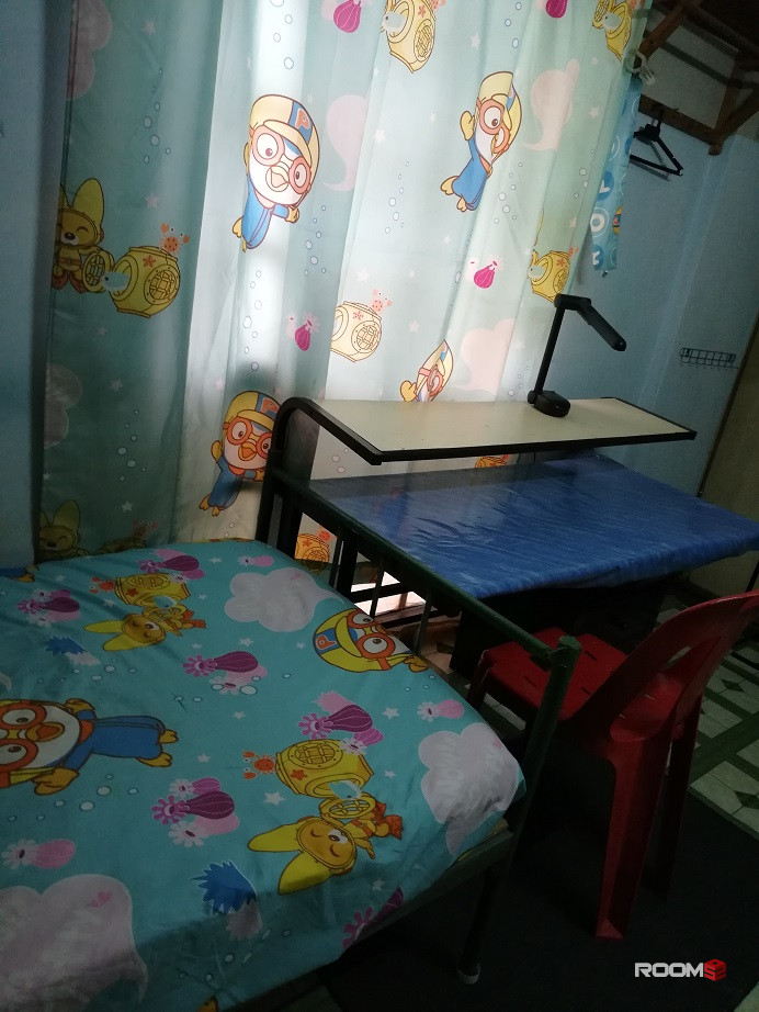 Single room RM450-550 furnished opposite Chinatown