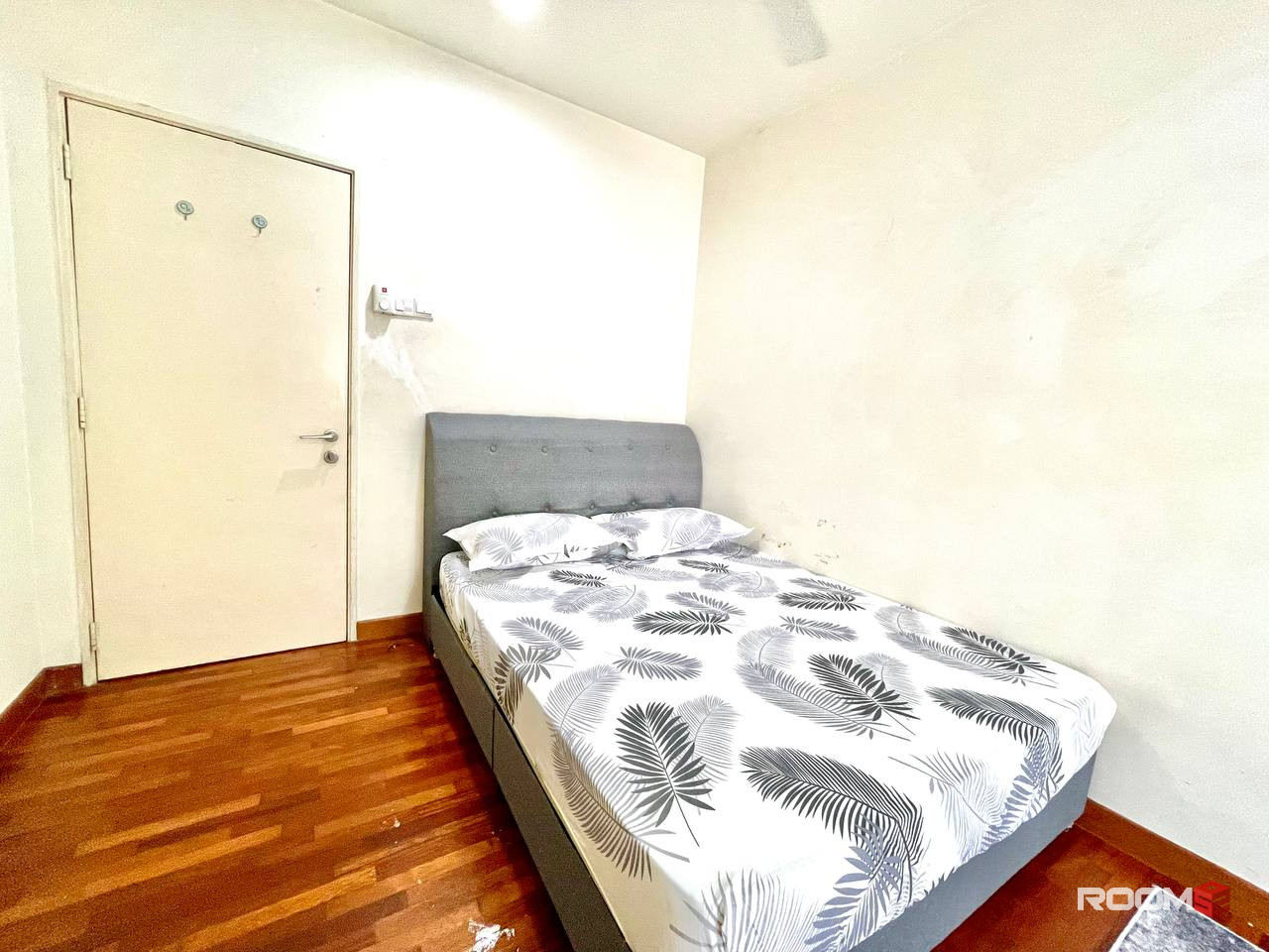 Middle Room at Bandar Mahkota Cheras, Cheras South  🔥👉 (𝐏𝐑𝐎𝐌𝐎𝐒𝐈 MERDEKA)  Bilik Sewa Cheras (MRT BTHO) Sunstone