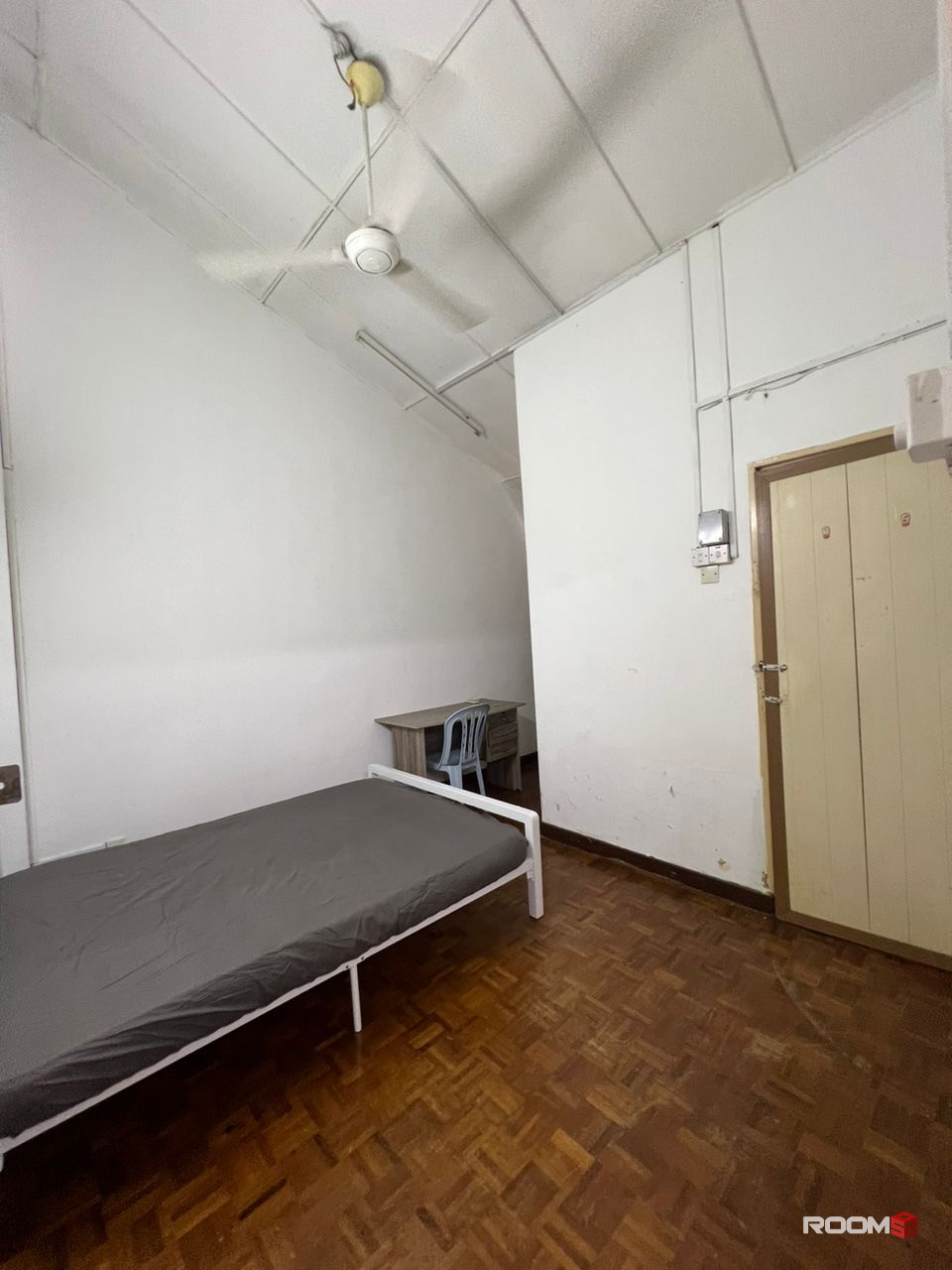 Master room @ SS2‼️MOVE IN IMMEDIATELY WITH ZERO DEPOSIT ‼️