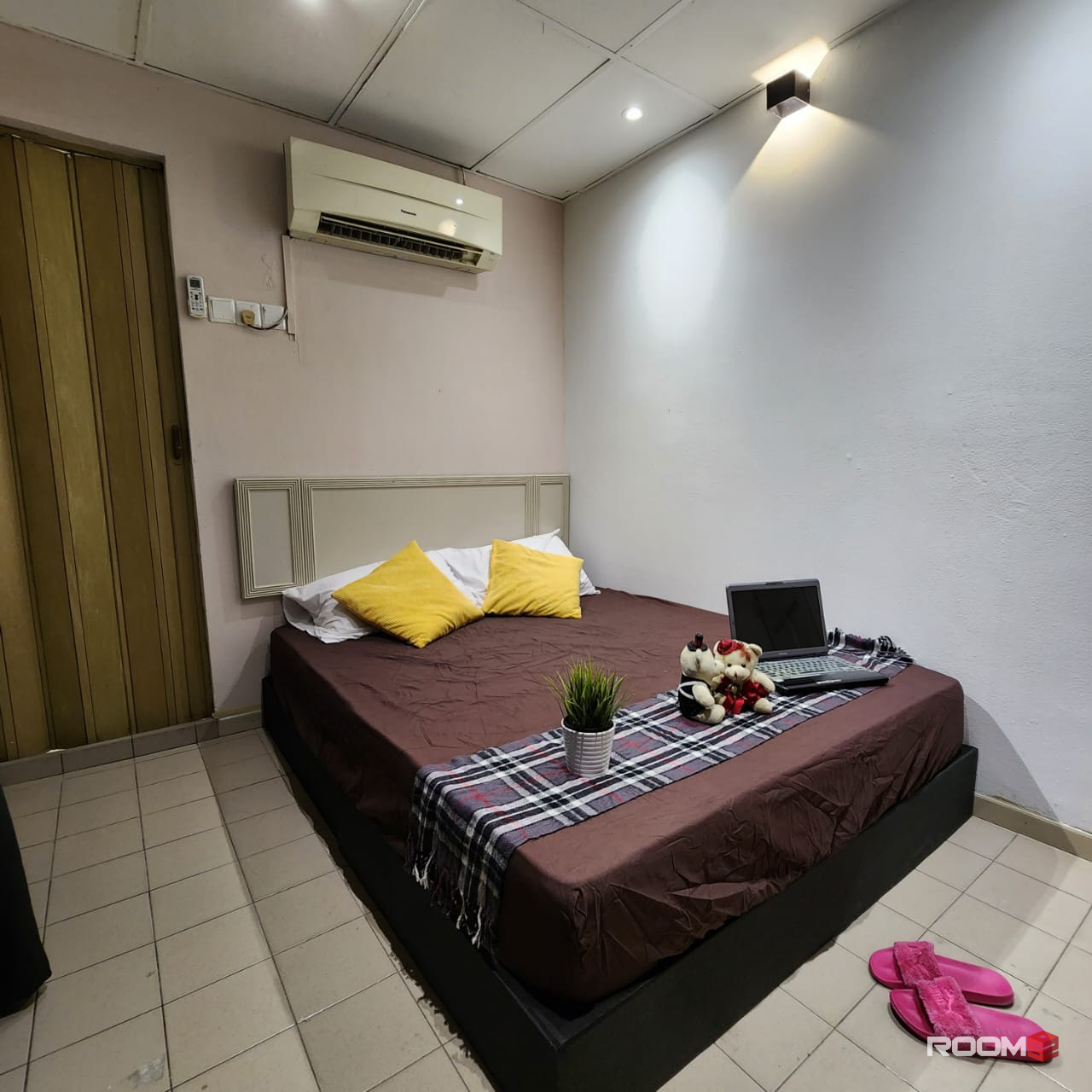 Room For Rent at Petaling Jaya at Damansara Uptown Near One Utama