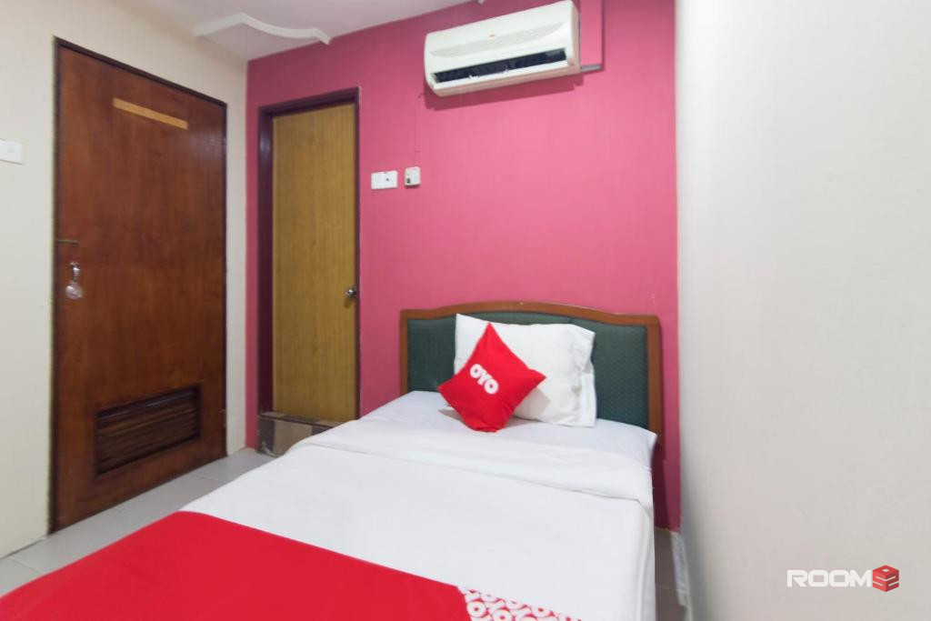 Room For Rent at Damansara Uptown,Damansara Utama 4 Min Walking Distance to Starling Mall