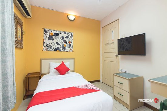 Room For Rent at Damansara Uptown,Damansara Utama 4 Min Walking Distance to Starling Mall