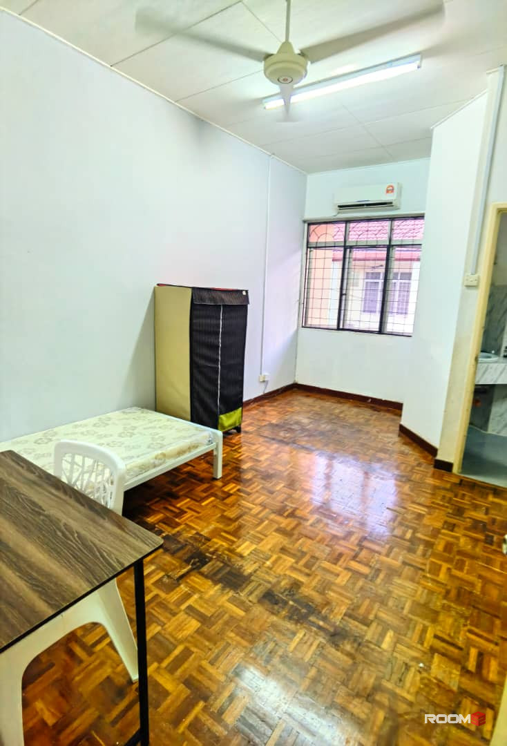 Zero Deposit! Room in BU4, Bandar Utama Near to Mutiara Damansara