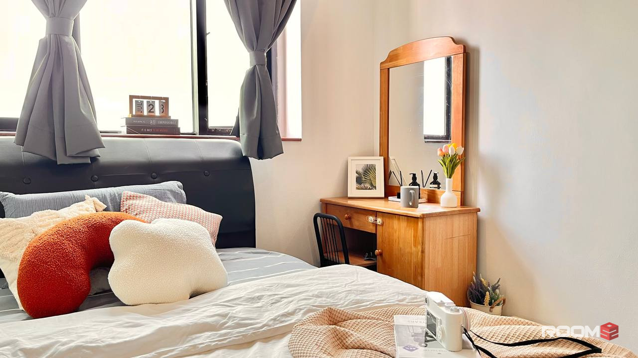 Unlock the Heart of KL: Cozy Bedroom in the Perfect Spot! 🗝️🚅 near KTM, LRT and Sunway Putra Mall 🛍️😍