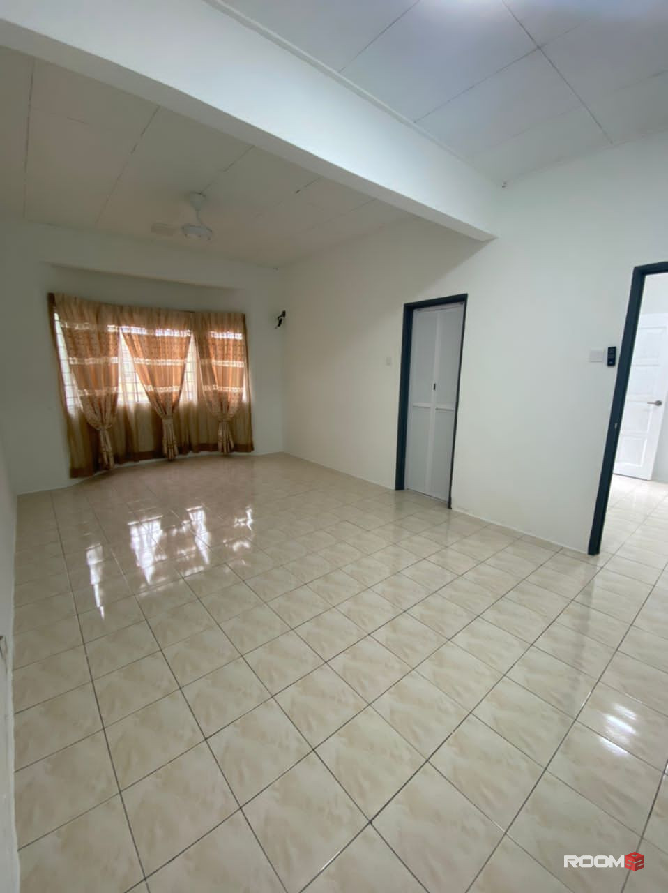 Newly Renovated Double Storey LEP 4/15 Taman Lestari Putra