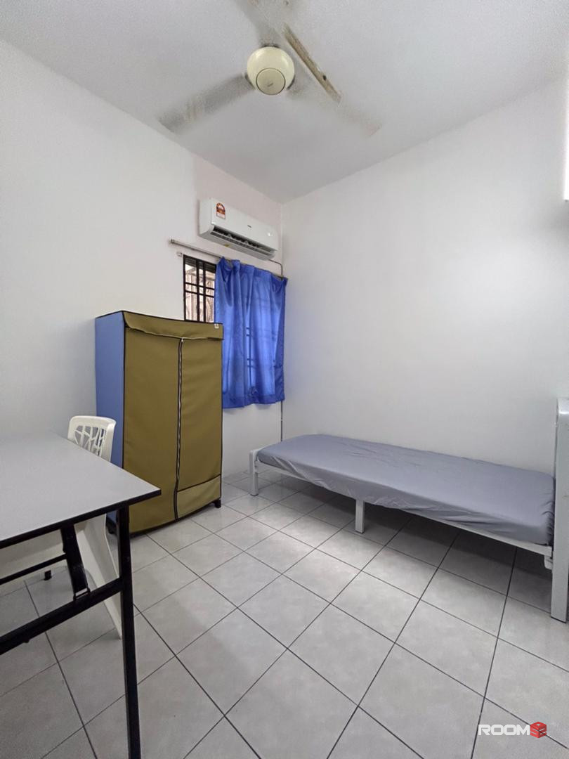 🔥 Middle Room For Rent @ SETIA ALAM 🔥