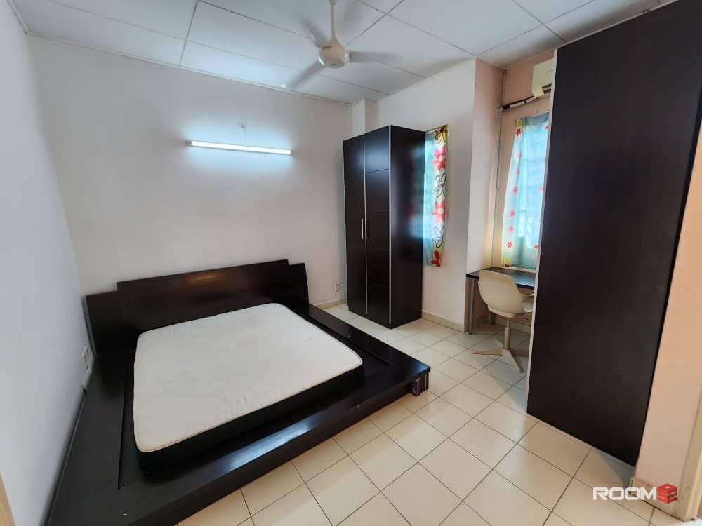 🤗SUPER SPACIOUS MASTER ROOM AT Bandar Bukit Puchong 2🤗 🔥MOVE IN IMMEDIATELY🔥🔥🌈TRUSTED AGENT🌈
