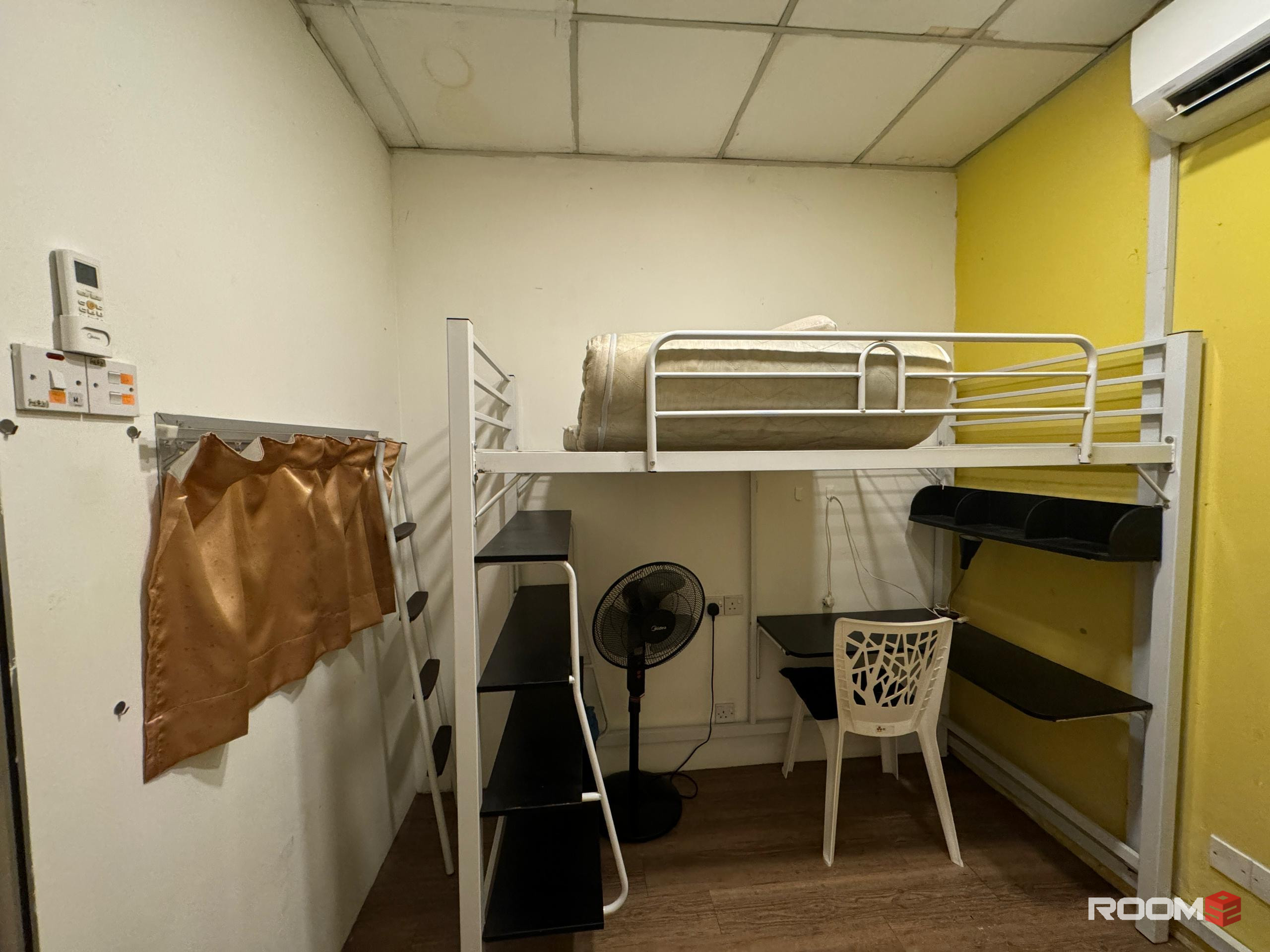 Zero Deposit Medium Room in Kota Damansara, 2-Min Walk to Surian MRT & Sunway Giza Mall 🚶‍♂️🛍️🚉