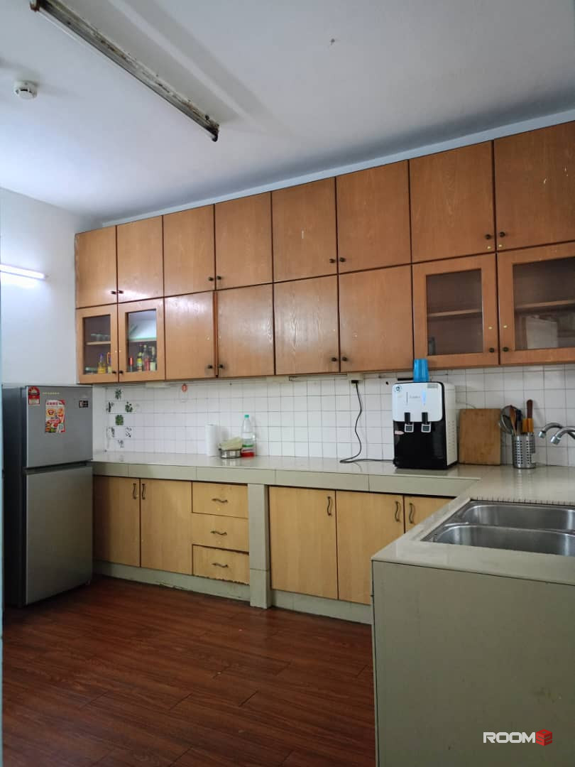 ♨️💝AVAILABLE ROOM AT SS22 @ ♦️FULLY FURNSHED + AIRCONDITION ROOM♦️♨️💝