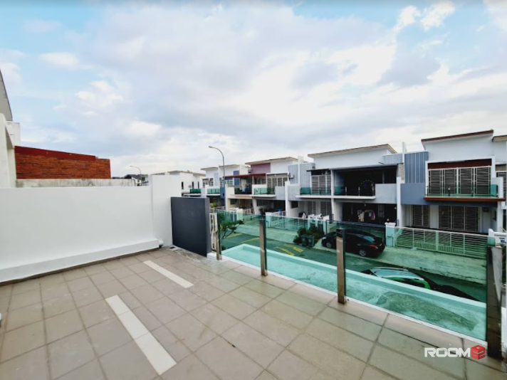 The Best Accomodation 🧕 [𝓕𝓔𝓜𝓐𝓛𝓔 𝓞𝓝𝓛𝓨] Balista Hijayu, Sendayan 📣 Rare Vacancy ❗More Privacy 🚀 D'Tempat