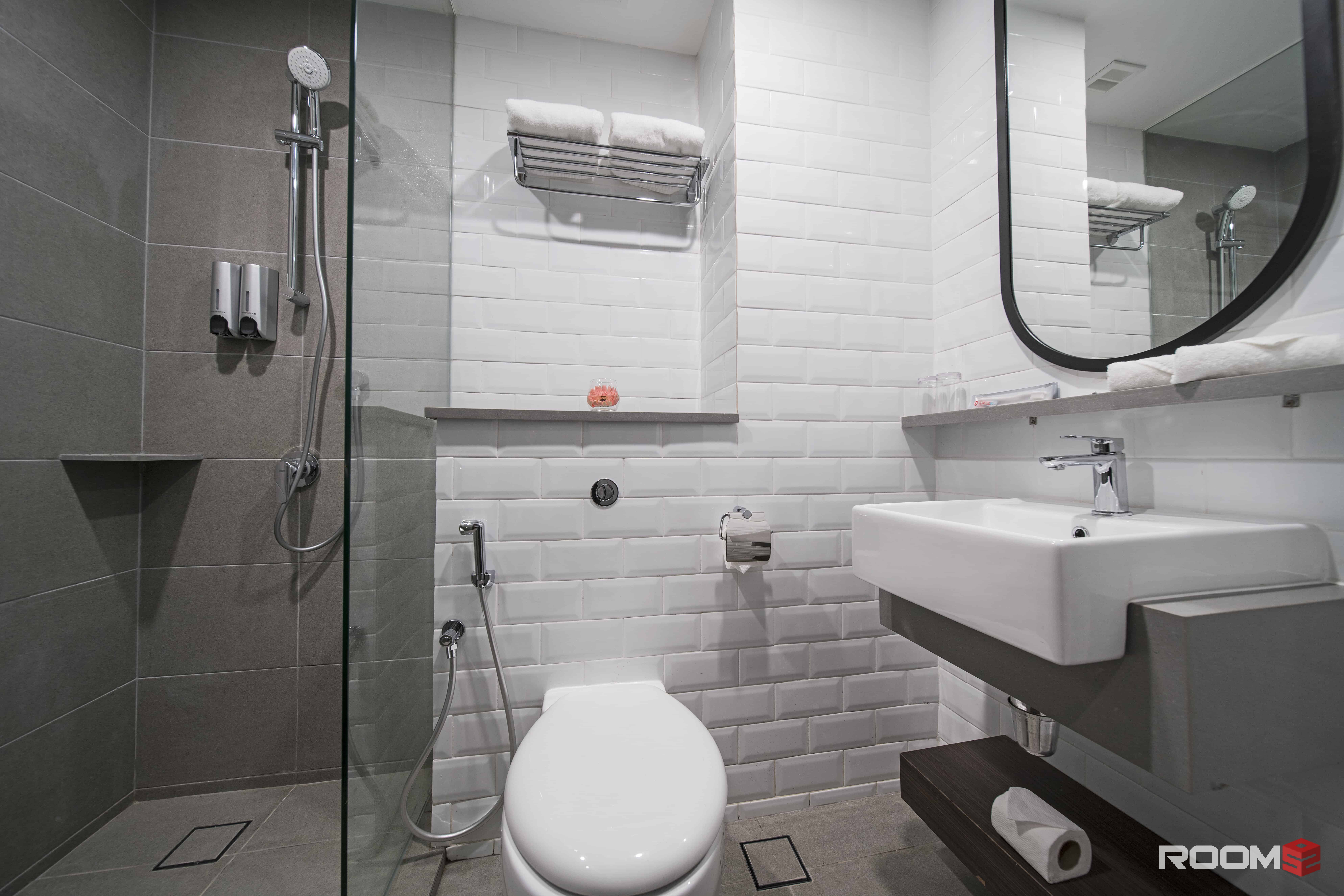 Ensuite Room Beside Pasar Seni LRT