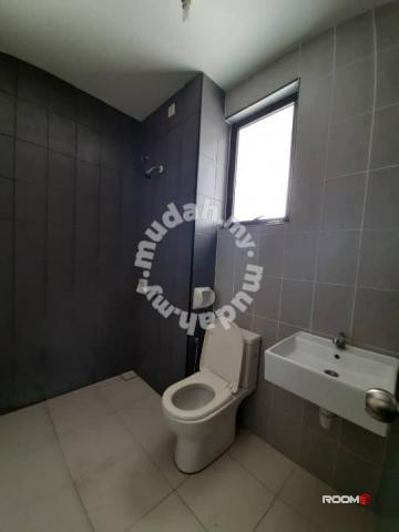 MASTER ROOM AT SEREMBAN 2, BILIK SEWA AINSDALE {FREE UTILITY} KTM, KPJ, AEON (AREA, OFFER, UNIT, LANDMARK)