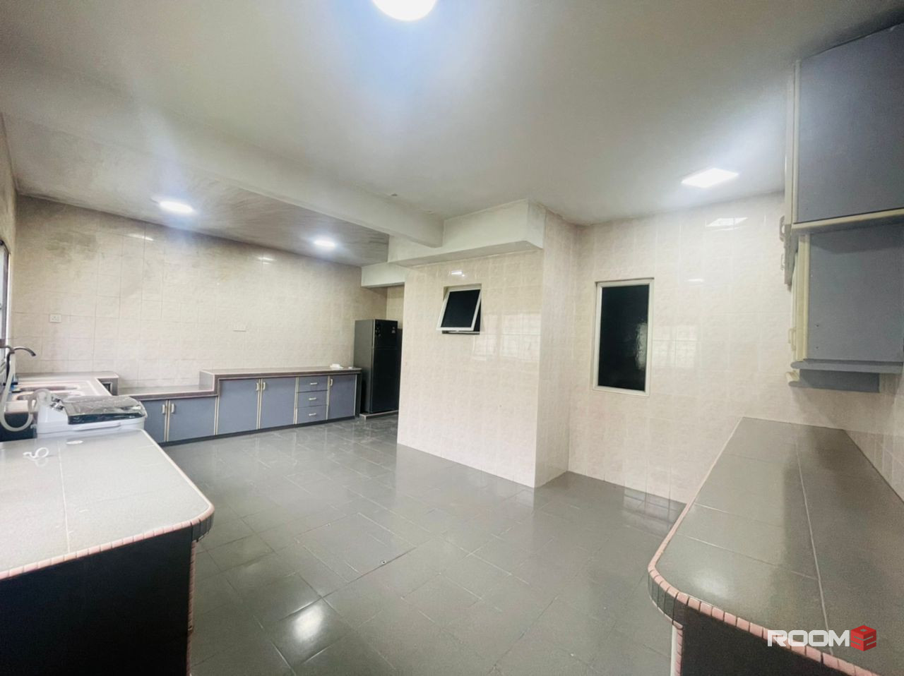 Single Room at Taman Bukit Serdang [🌟👉 𝟏 𝐁𝐔𝐋𝐀𝐍 Deposit] Seri Kembangan Bilik Sewa Seri Kembangan [LRT/ MRT/ KTM]
