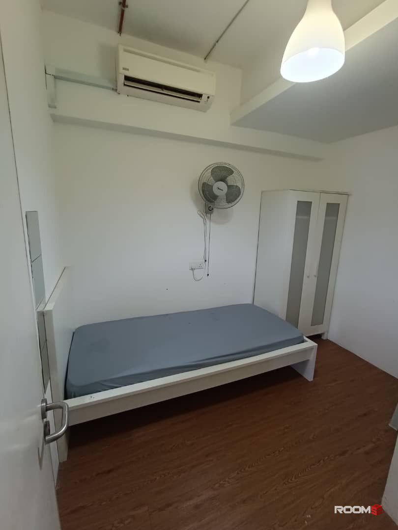URGENT!!! Comfort Room at Putra Height For Rent with Free Internet 🔥