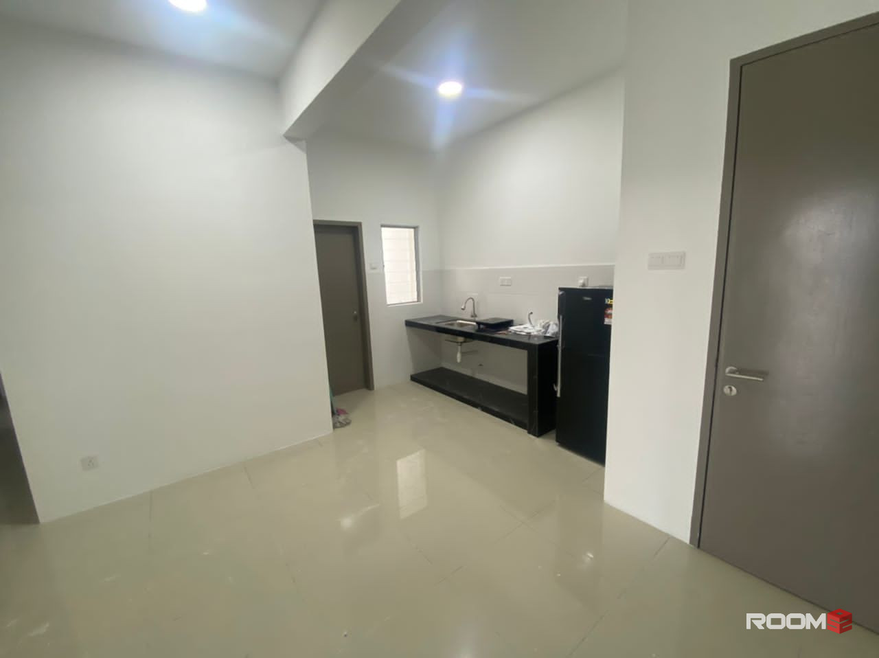 Splendor, Private Balcony room, UTILITIES INCLUDED, UTM, KL, Semarak