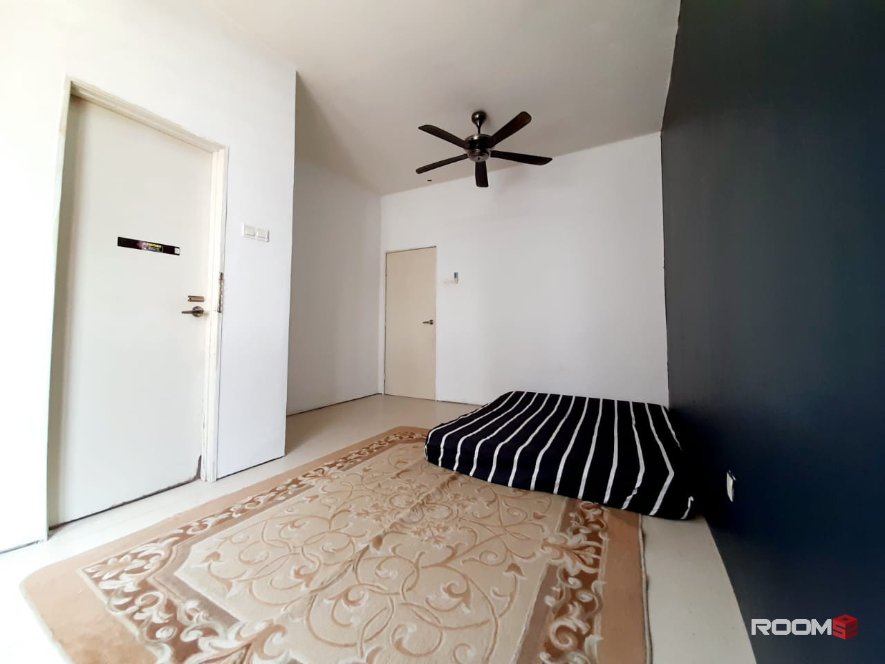 Middle Room at Balakong, Selangor 🔥 👉 Bilik Sewa Balakong [For 𝐅𝐞𝐦𝐚𝐥𝐞 😍] Tmn Mesra Utama, Silk Residence, Tamin