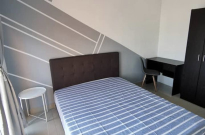 Medium Room With Balcony For Rent At The Hamstead Residence