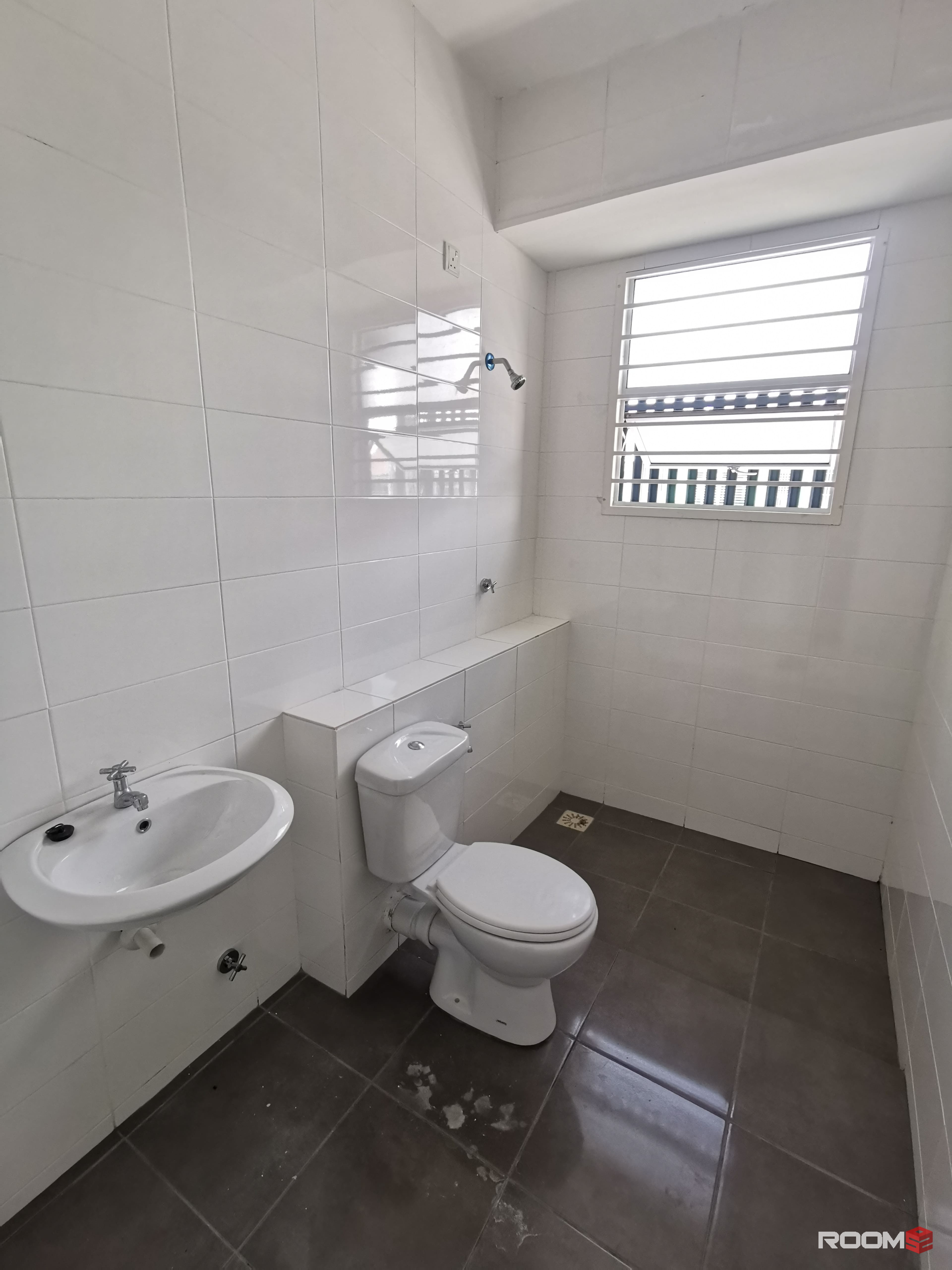 Master Room at Bangi Avenue (𝑺𝑨𝑳𝑬 𝑴𝑬𝑹𝑫𝑬𝑲𝑨 !!  🔥 ) 👉 Bilik Sewa Bangi [For FEMALE] Bangi Avenue, Bangi Lama,