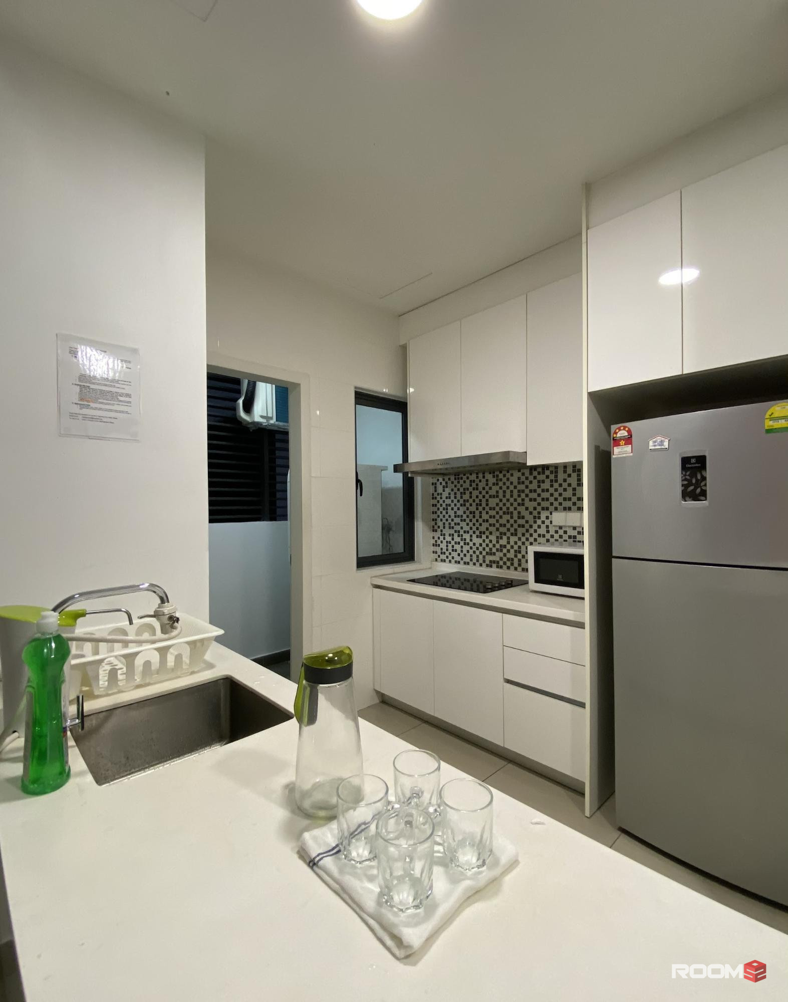 💥 Master Room with Private Bathroom for RENT 📍Utropolis Glenmarie Shah Alam