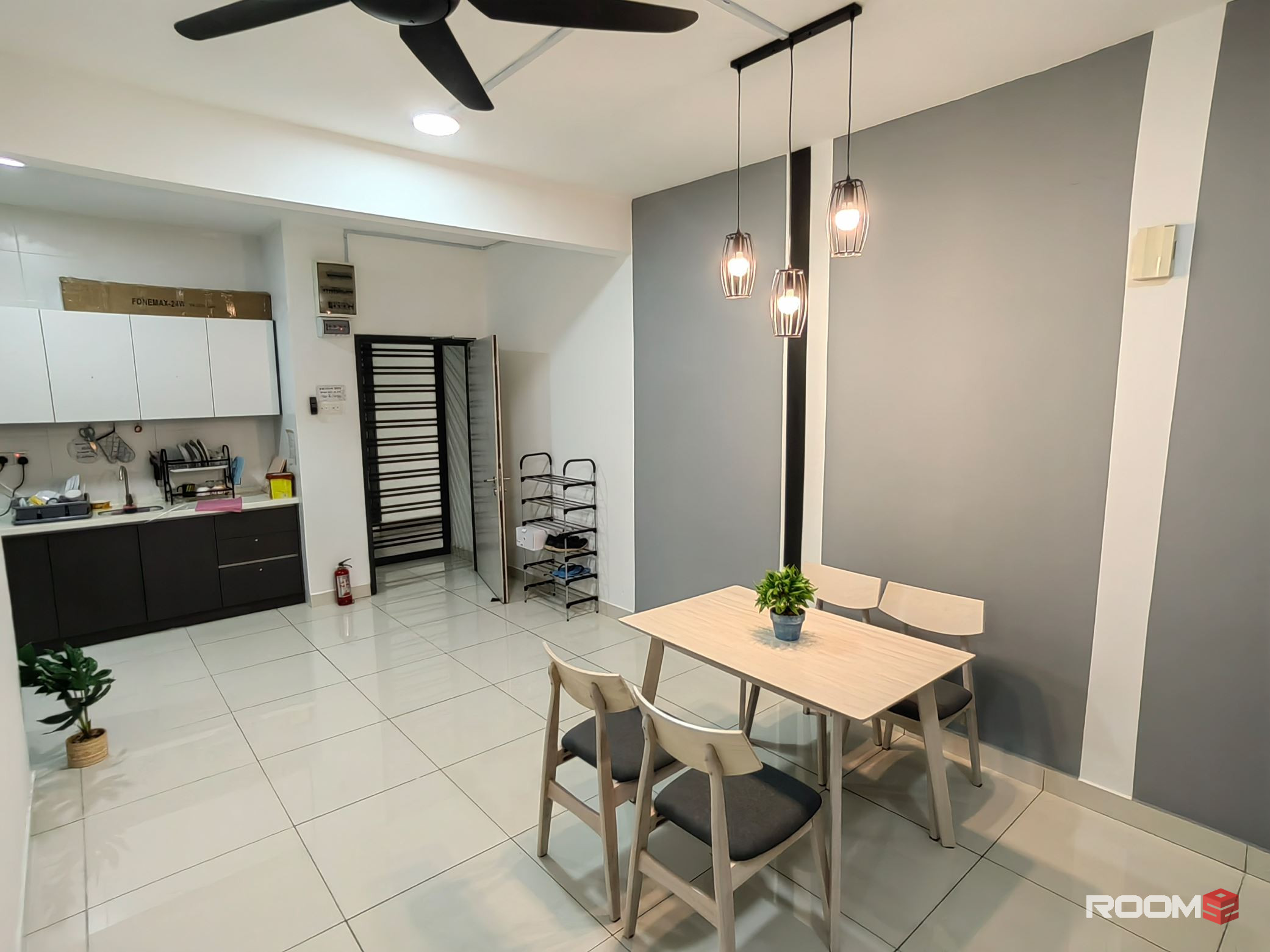 2.55m x 2.6m (71 sq ft) Single Room Spring Avenue Kuchai Lama