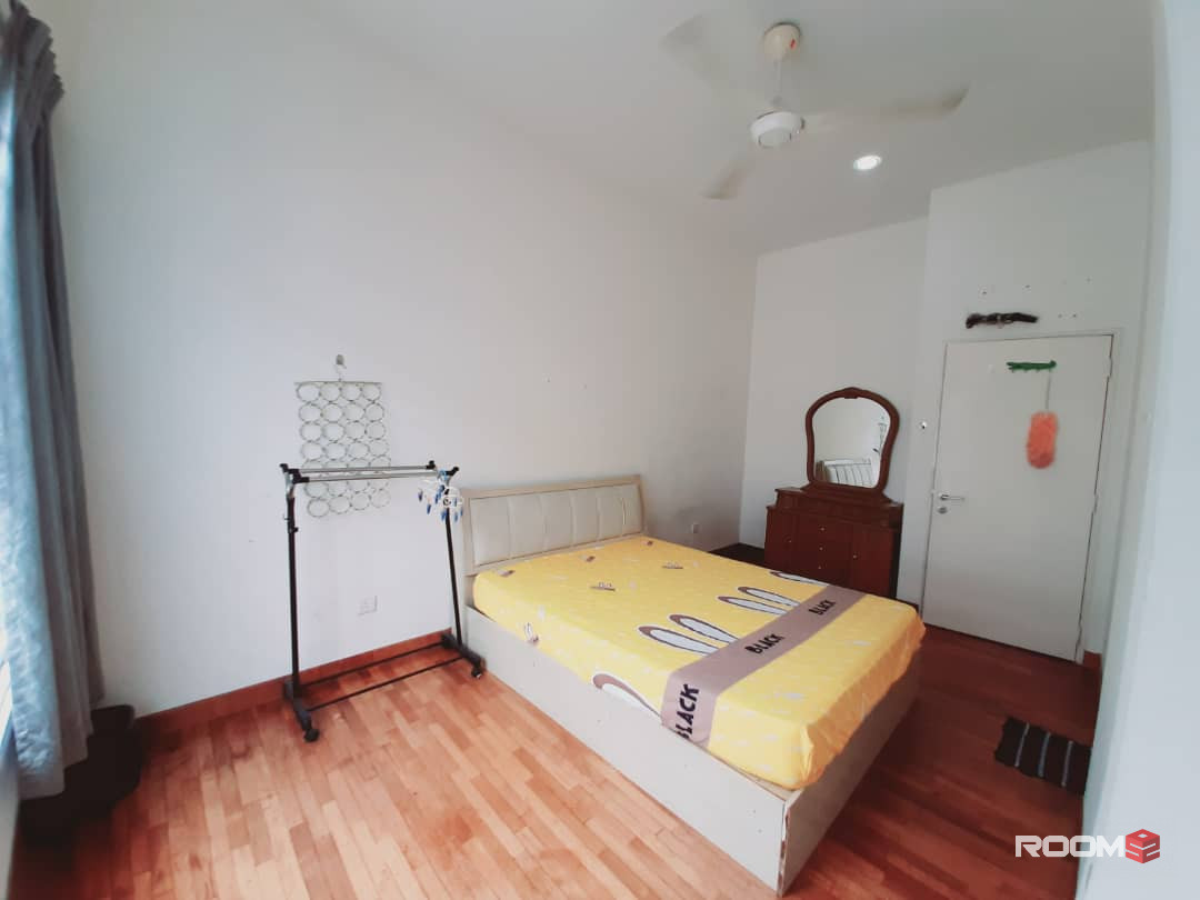 Middle Room at Bandar Mahkota Cheras, Cheras South  🔥👉 (𝐏𝐑𝐎𝐌𝐎𝐒𝐈 MERDEKA)  Bilik Sewa Cheras (MRT BTHO) Sunstone