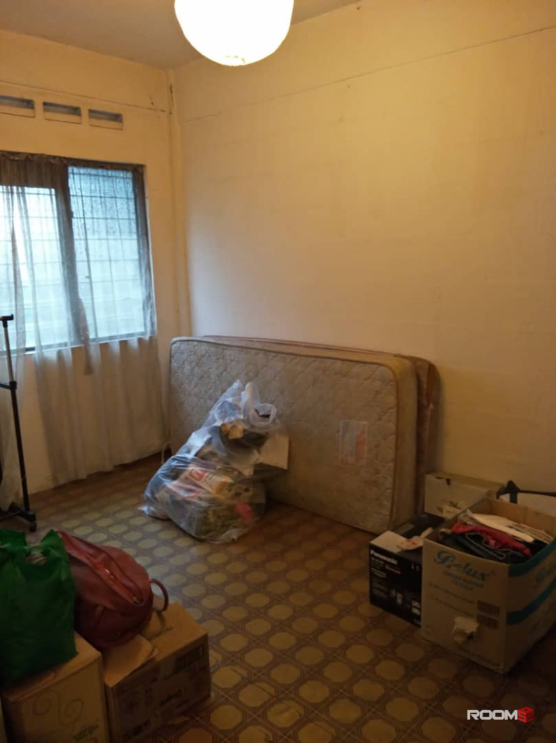 Ayer Keroh Low Cost Flat for Rent