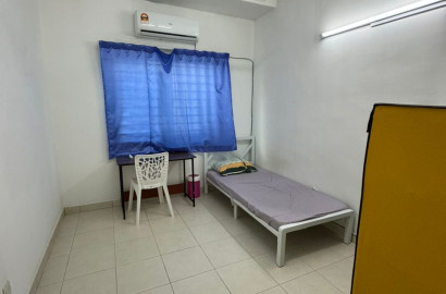 MIDDLE ROOM - SETIA INDAH