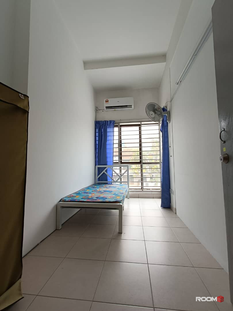 Fully Furnished Single Room at Setia Alam🚀🚀 Free WiFi, Utilities Included ⛳️⛳️⛳