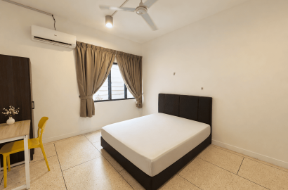 Female Unit Room For Rent🧳 Jim Quee Room 🌟 Great Location | Low Deposit 💨 10min to CIQ & UTC Johor