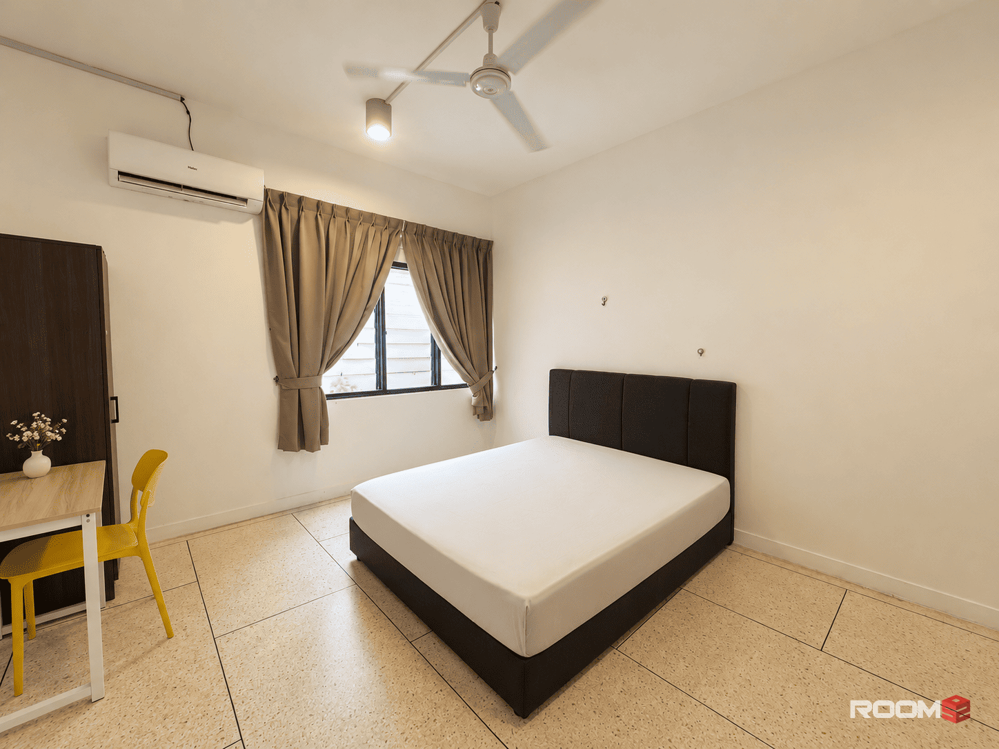 Female Unit Room For Rent🧳 Jim Quee Room 🌟 Great Location | Low Deposit 💨 10min to CIQ & UTC Johor