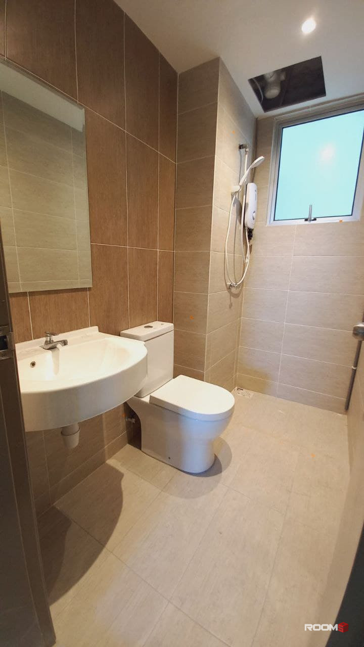 Medium Room at Platinum Splendor Jalan Semarak to KLCC 4km
