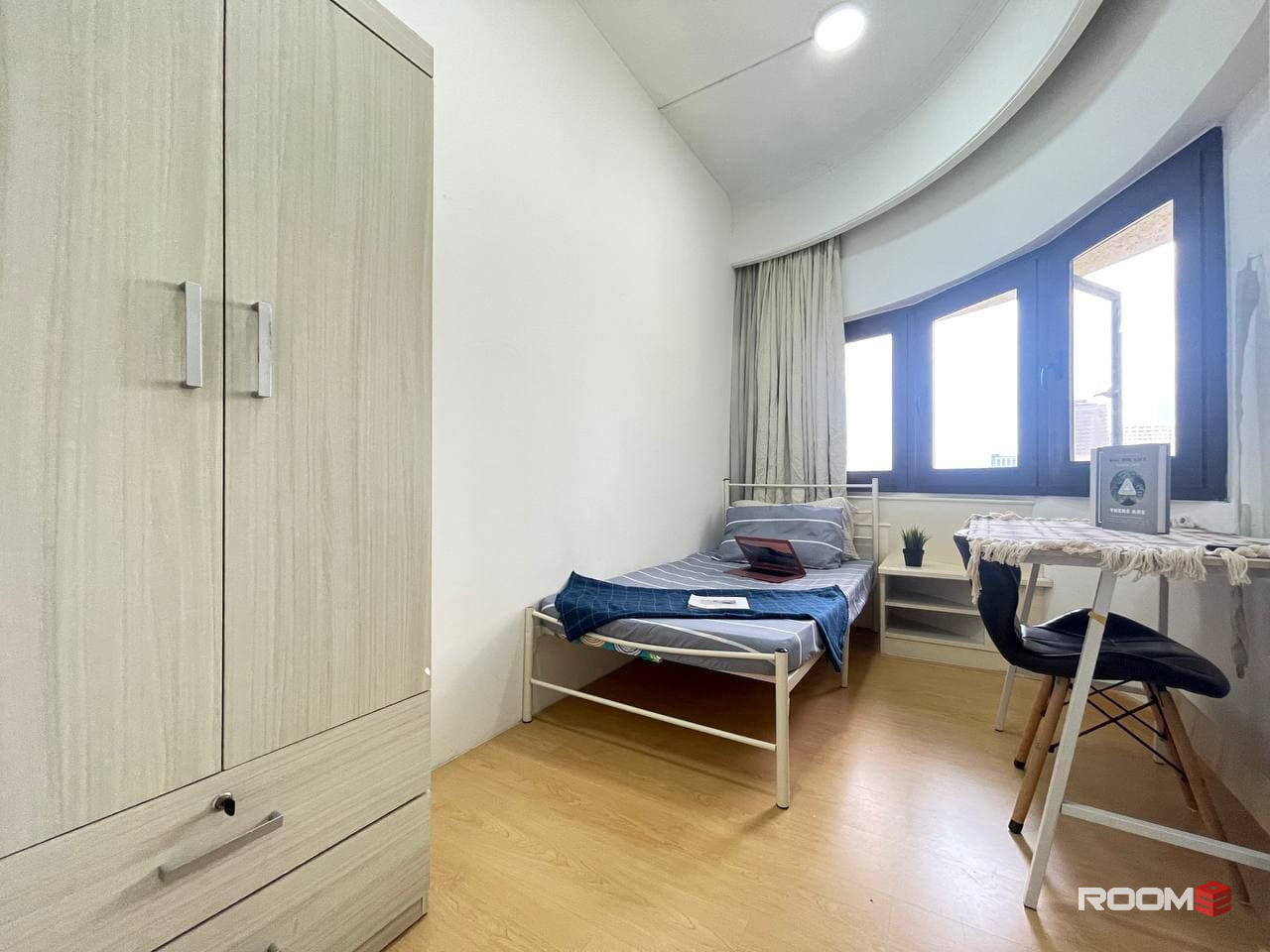 Hurry Up! Single room for rent at Villa Puteri Condominium with High Speed WIFI
