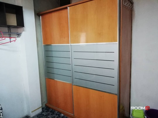 Single room RM450-550 furnished opposite Chinatown