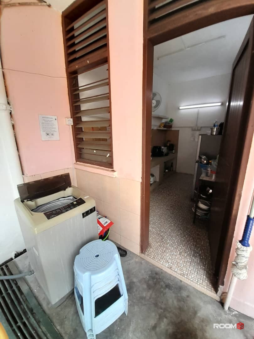 MIDDLE  Room at PJ14, Petaling Jaya