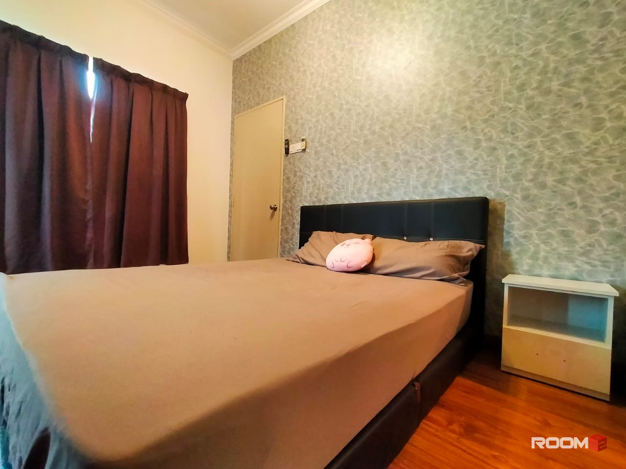 (Female Unit) Big Medium Room at Kuchai Lama ,Happy Garden, OUG, Old Klang Road (Near Bukit Jalil, Sri Petaling)