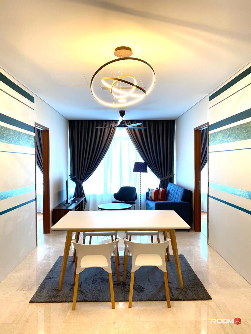KLCC Fully Furnished Female Unit Master Room For Rent - FREE UTILITIES INTERNET