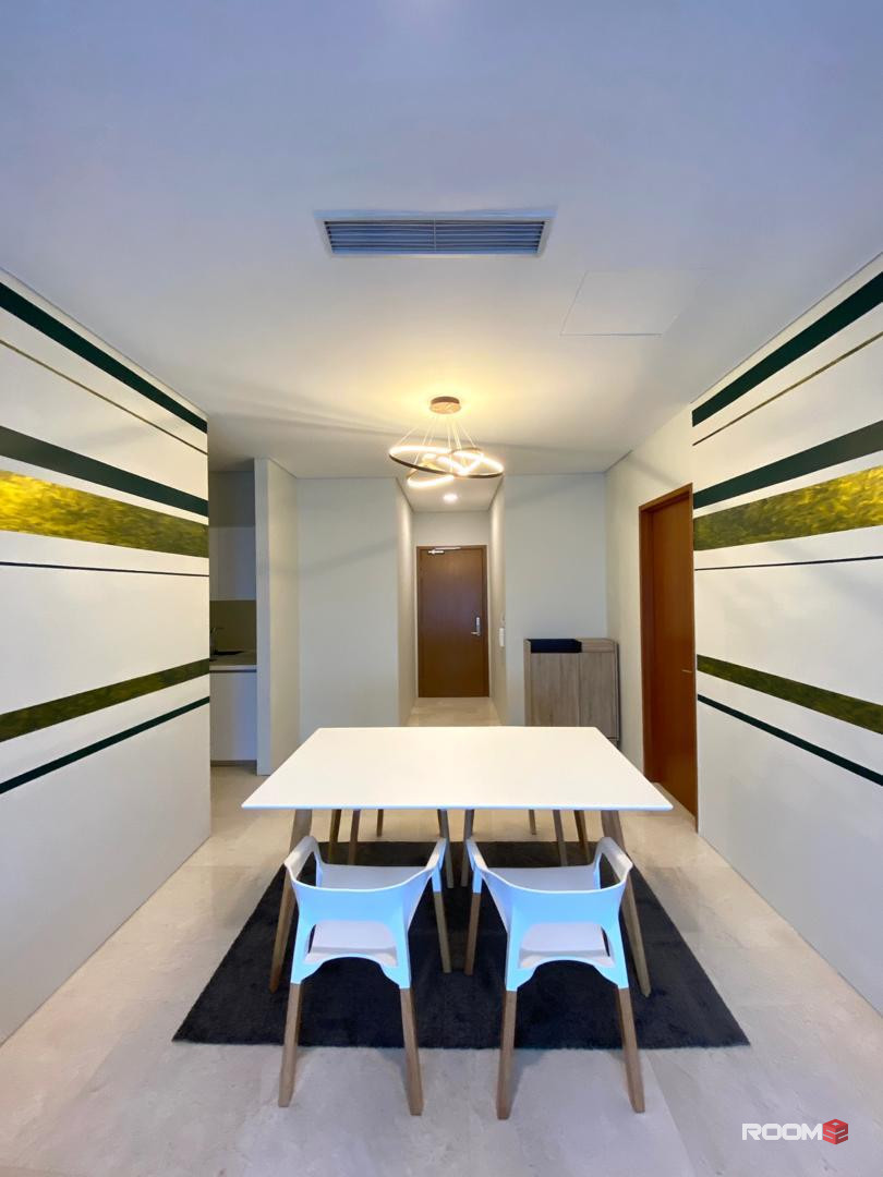 KLCC Fully Furnished Female Unit Master Room For Rent - FREE UTILITIES INTERNET