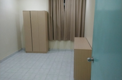 One Medium Room For Rent At Cheras