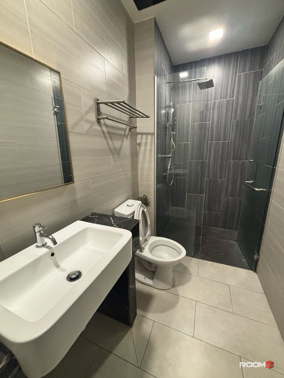 ⚡️IMMEDIATELY MOVE IN❤️ZERO DEPOSIT🕺🏻NEAR PUBLIC TRANSPORT