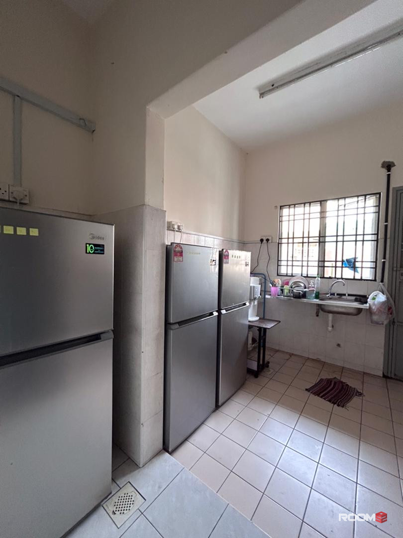 🔥 Middle Room For Rent @ SETIA ALAM 🔥