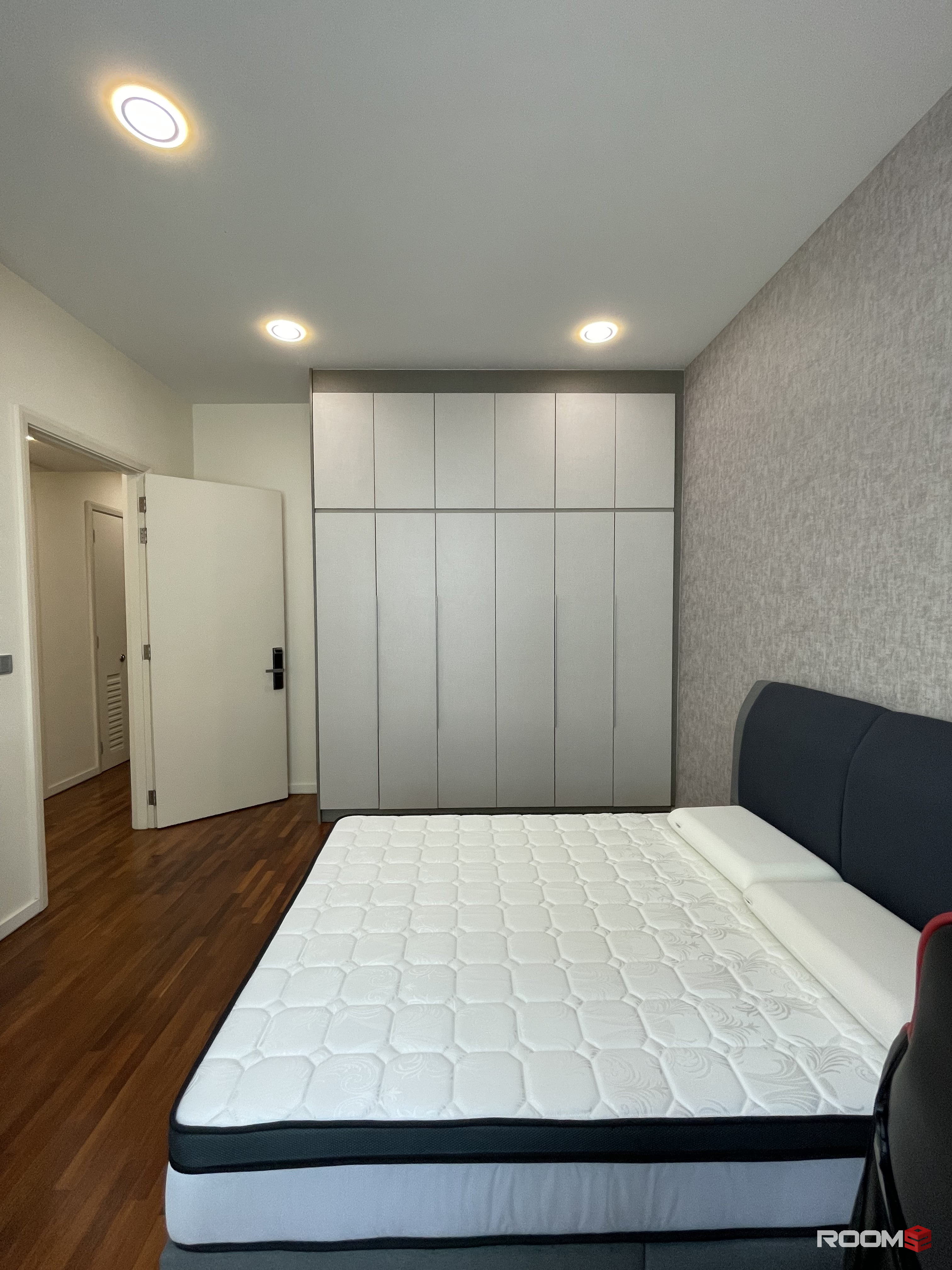 Private Middle Room at Bandar Sungai Long, Kajang , utar , taman rakan , mahkota cheras