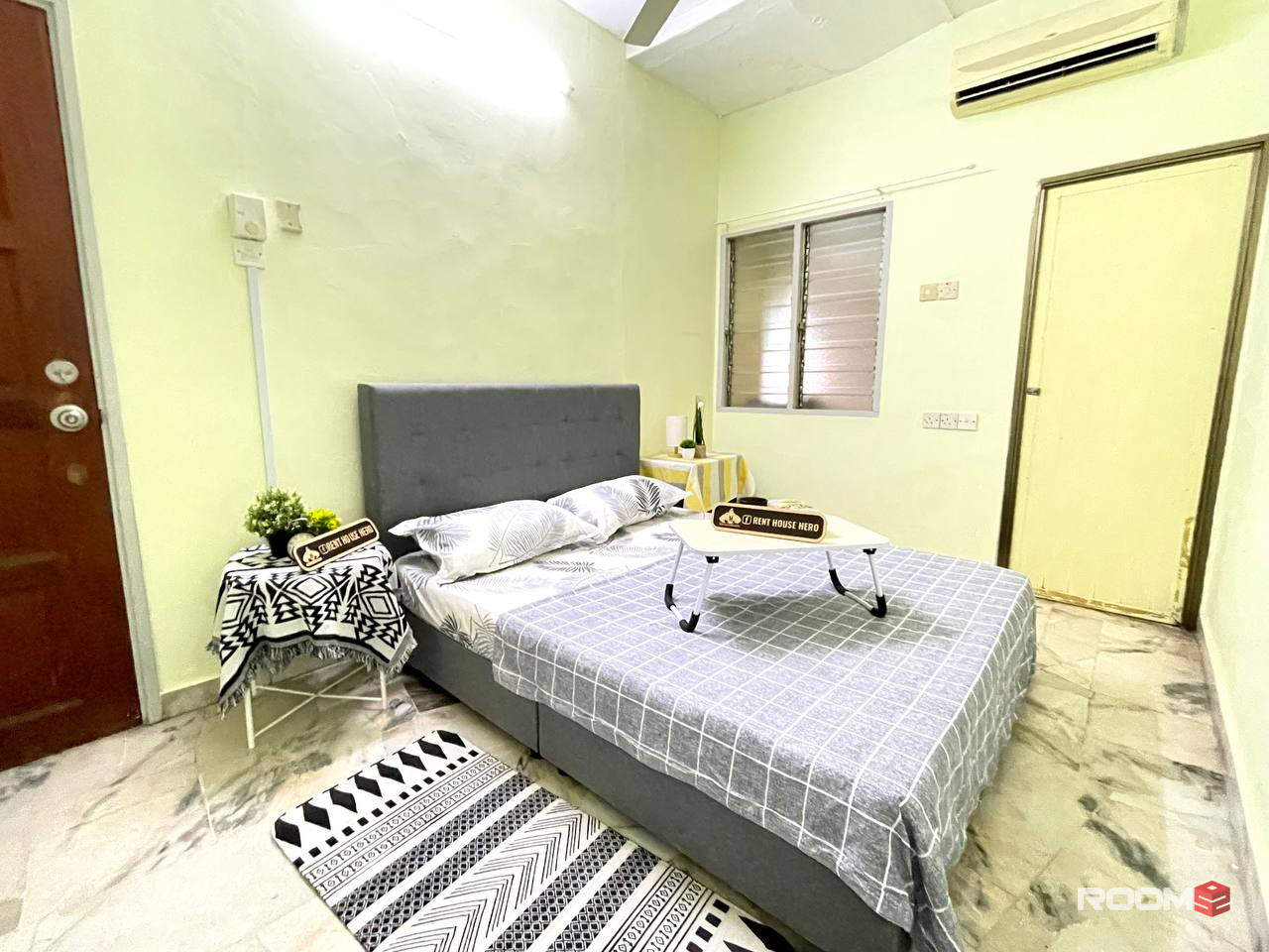 Middle Room at Sri Petaling, Kuala Lumpur 👉 Bilik Sewa Sri Petaling [𝑵𝒆𝒂𝒓 𝑳𝑹𝑻 🌟, 𝐌𝐄𝐑𝐃𝐄𝐊𝐀 SALE] Sri Endah